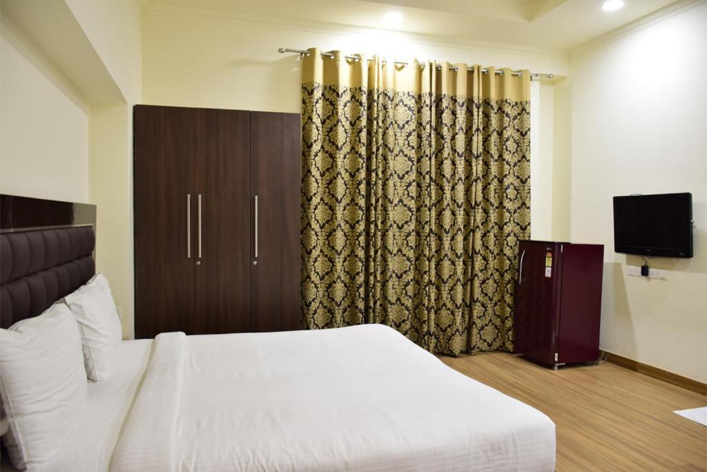 When In Gurgaon - Artemis Hospital 1 Min Walk, Fortis & Medanta 4 Mins Drive ภายนอก รูปภาพ